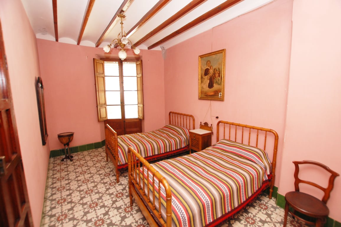 Casa de poble d'estil senyorial a Pego - 23