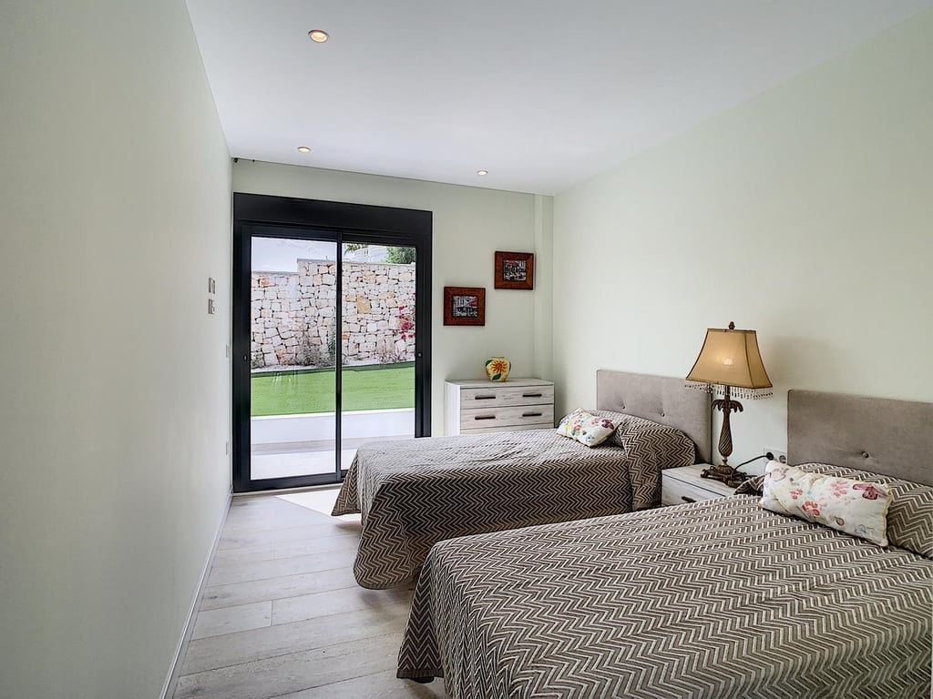 Lujosa villa en Cumbre del Sol - 30