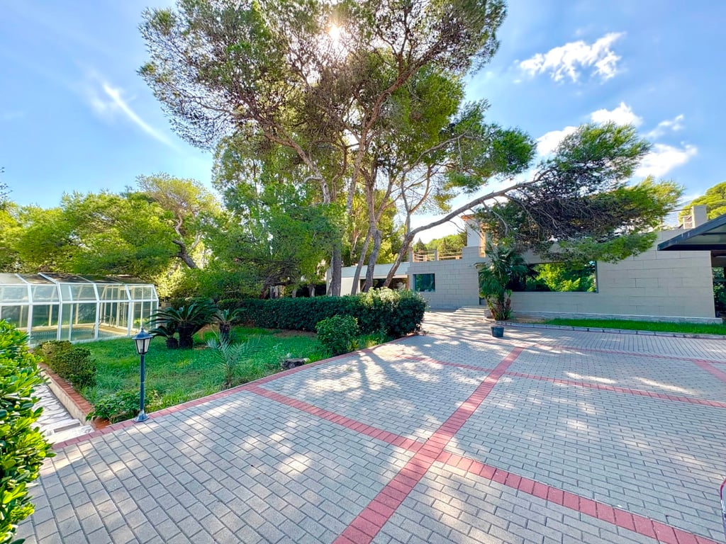 Property #RH20407 - 3