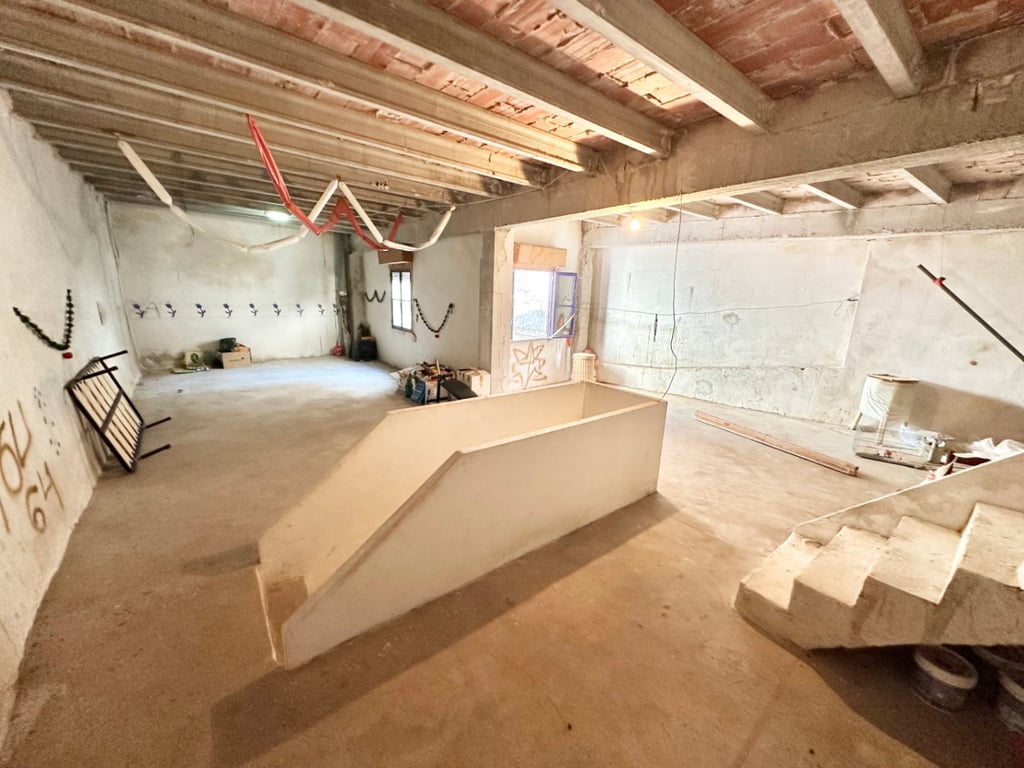 Property #RH20964 - 13