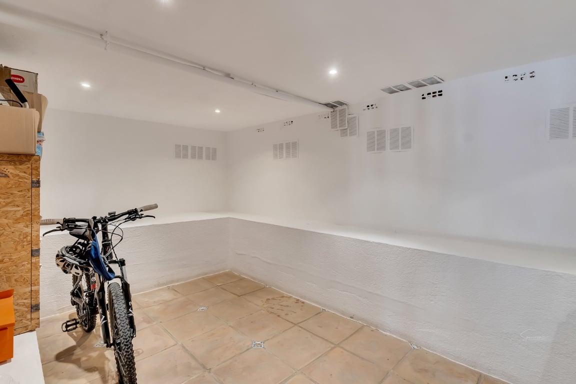 Property #RH21266 - 28