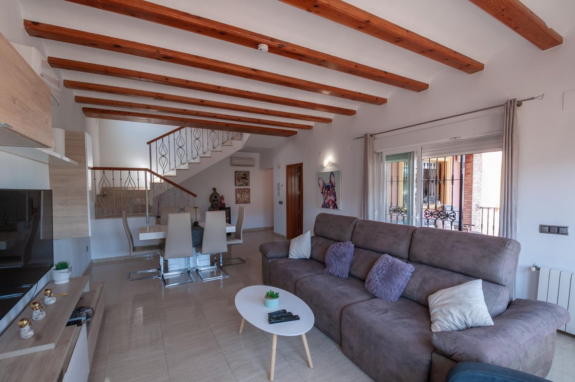 Property #RH21396 - 18