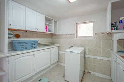 Property R4680067