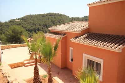 Property #AD 355