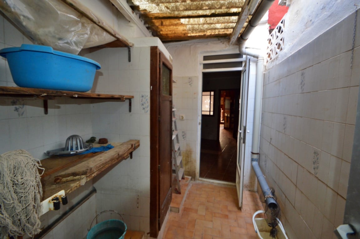 DHJD332 - Geschakelde woning in Denia