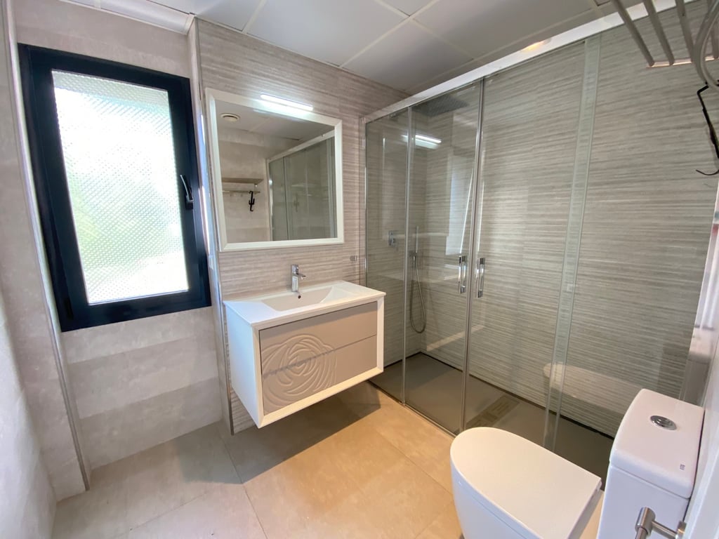 Property #RH20371 - 25