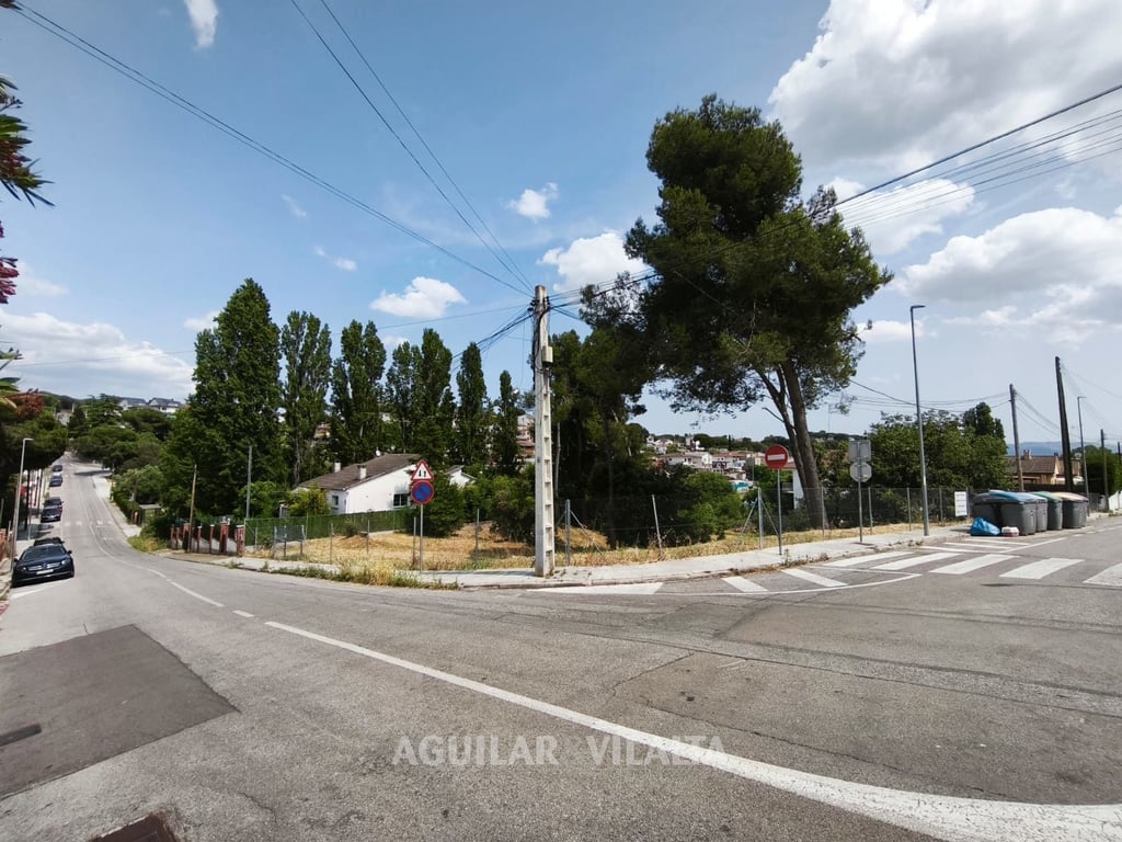 TERRENOS EN VENTA - 6