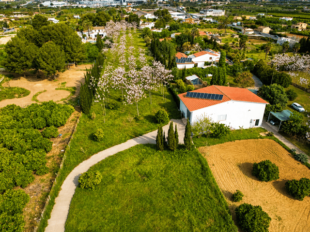Villa for sale in Pedreguer