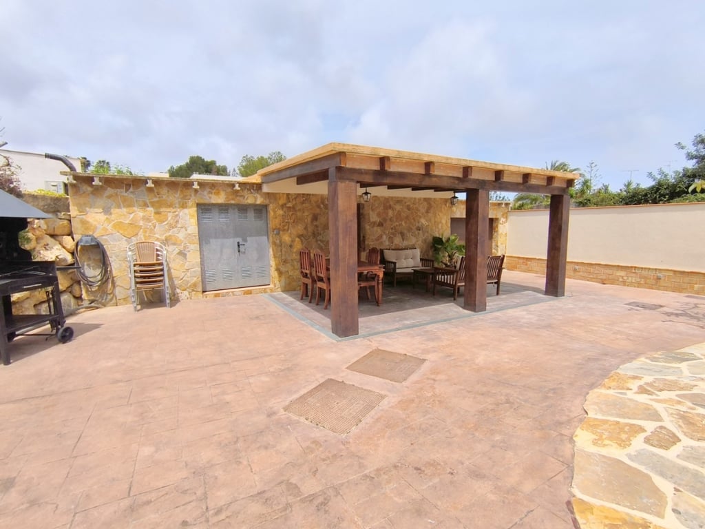 Vila a la venda a Denia - 11