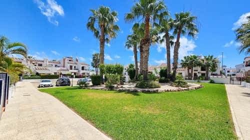 Rijwoning met 2 slaapkamers in Orihuela Costa — foto 23