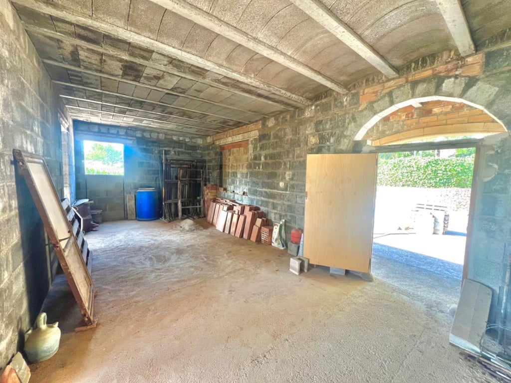 Propiedad con gran parcela, con una construcción para finalizar, en una demandada zona de Jávea - 18