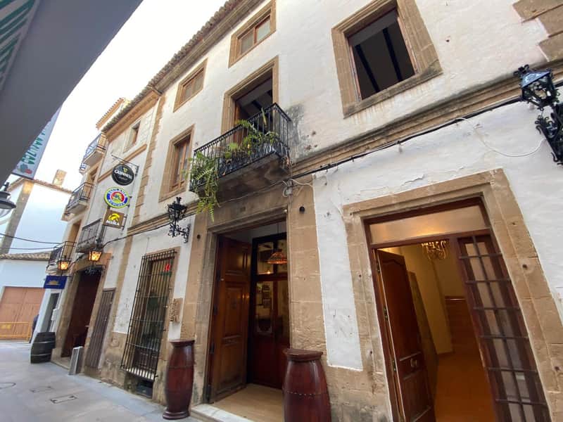 Historisch pand met potentieel in het oude centrum van Jávea