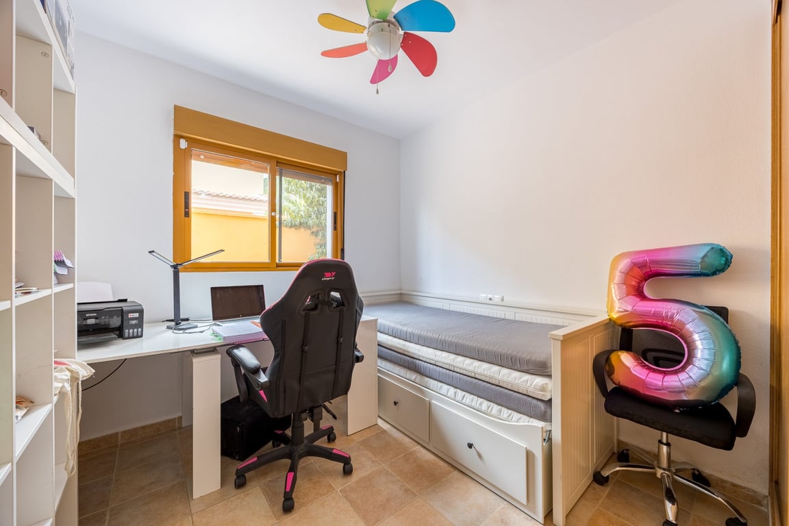 Property #RH20438 - 9