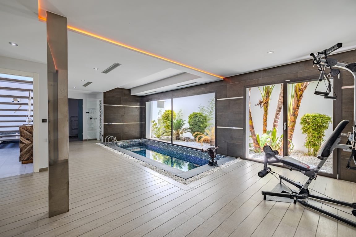 Property #RH20309 - 25