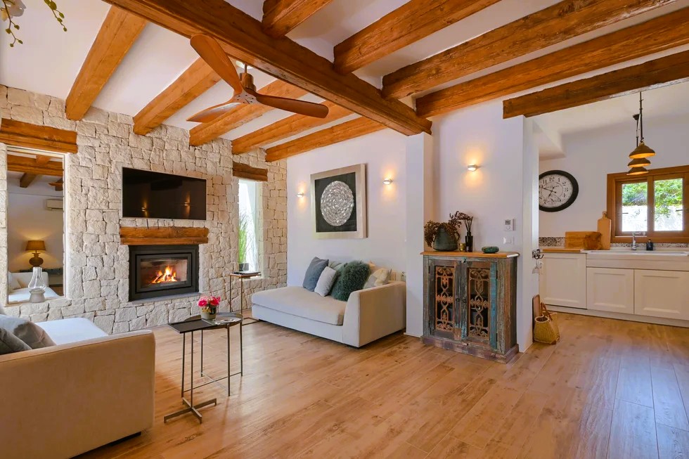 Double Villa in Moraira — 3 En-suite Bedrooms, Two Pools