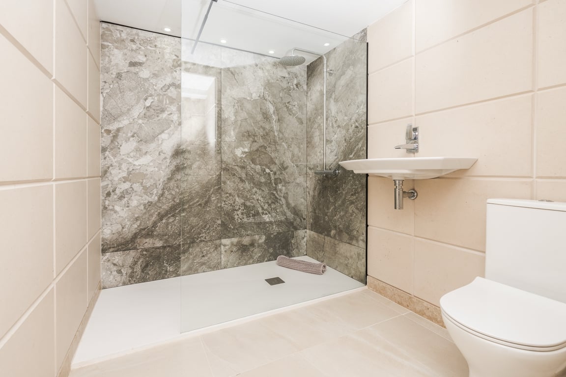 Property #RH21356 - 30