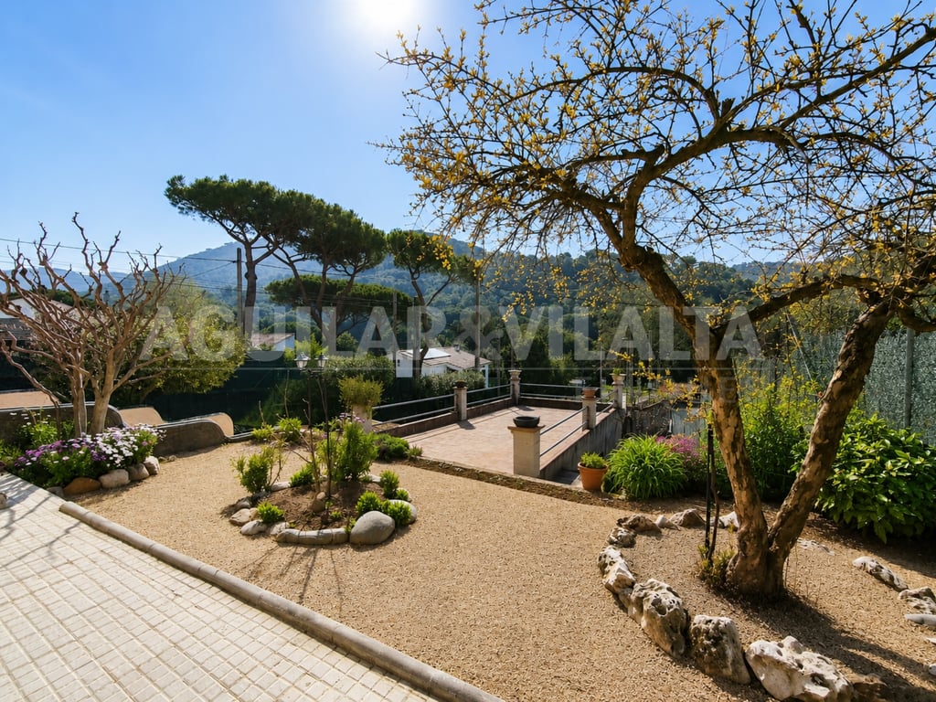 CASA EN VILANOVA DEL VALLES - 13