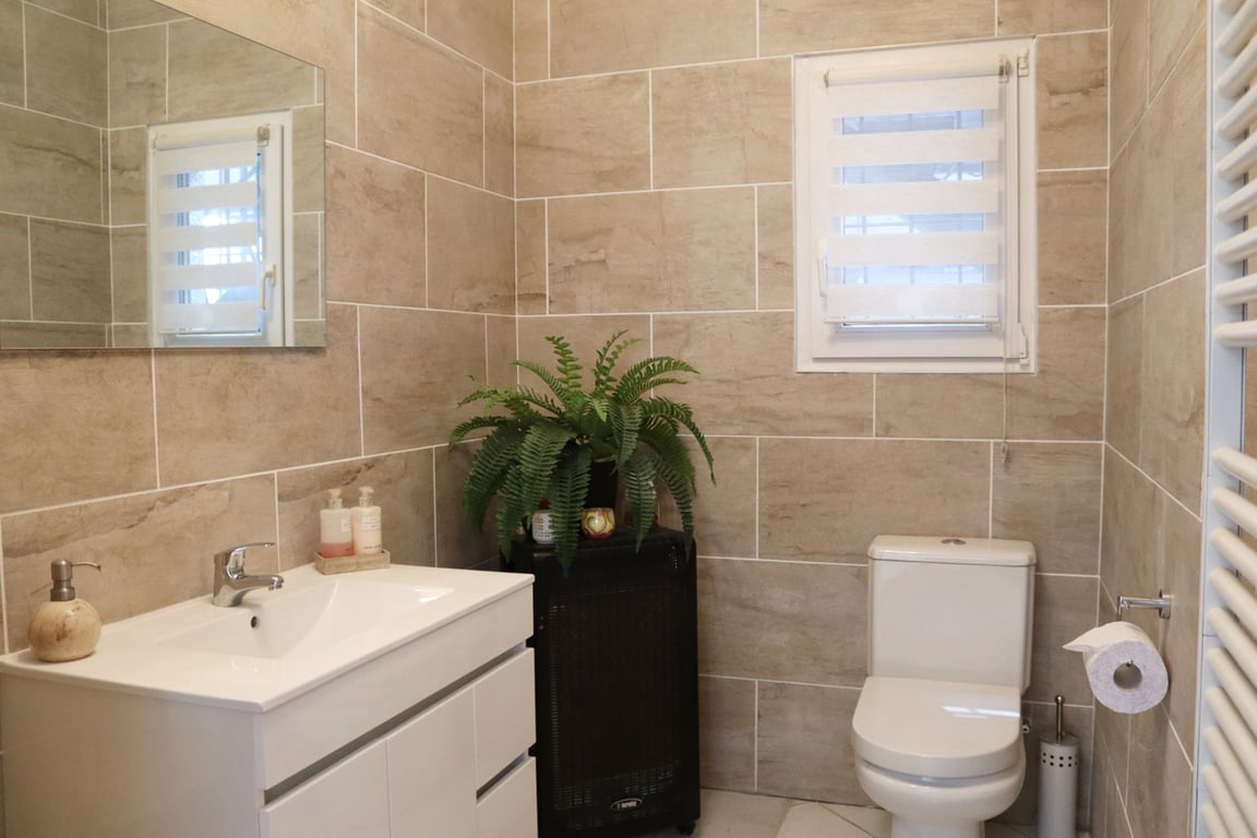 Property #RH20898 - 18