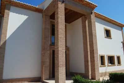 Property #AD 409