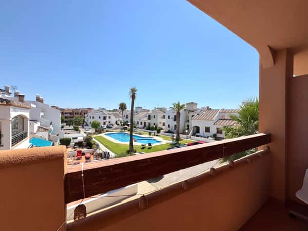 Appartement met 2 slaapkamers in Orihuela Costa