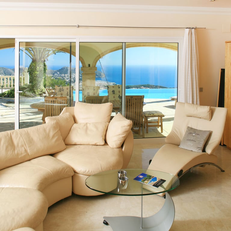 4-bed Villa in Moraira photo 13