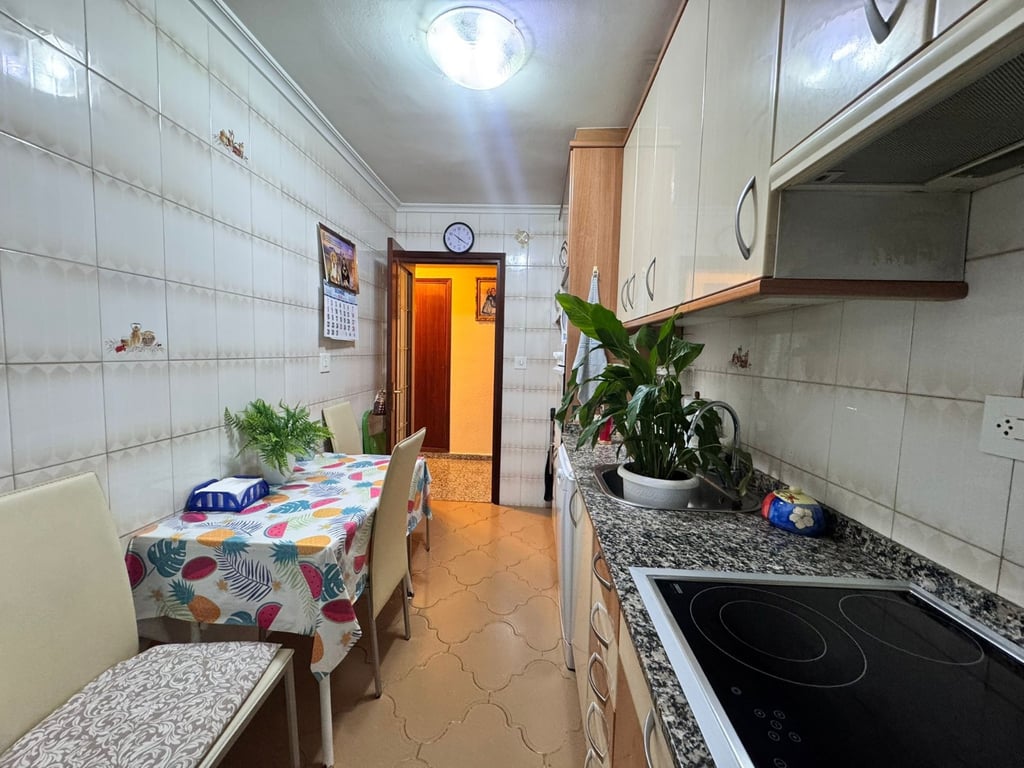 Property #RH20373 - 12