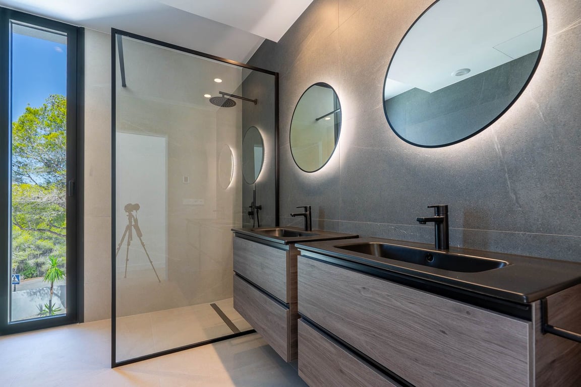 Property #RH21269 - 27