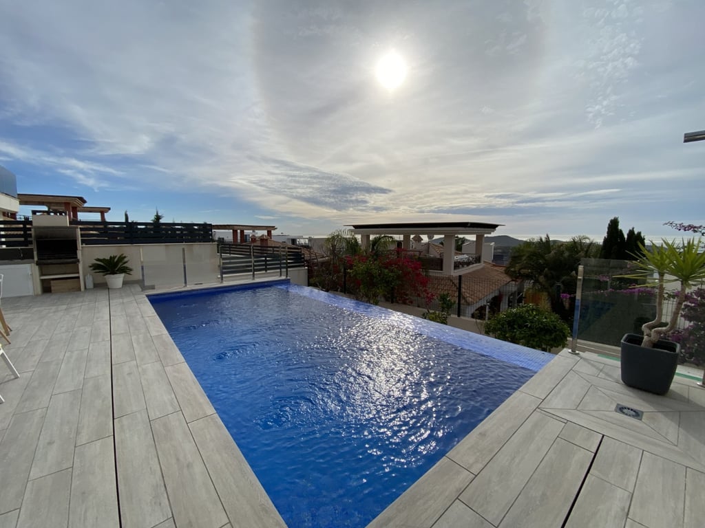 Property #RH20338 - 28