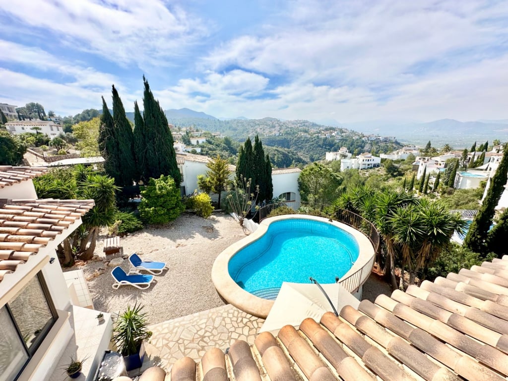 Tu oasis en Monte Pego: chalet con gran parcela, piscina y total privacidad - 39