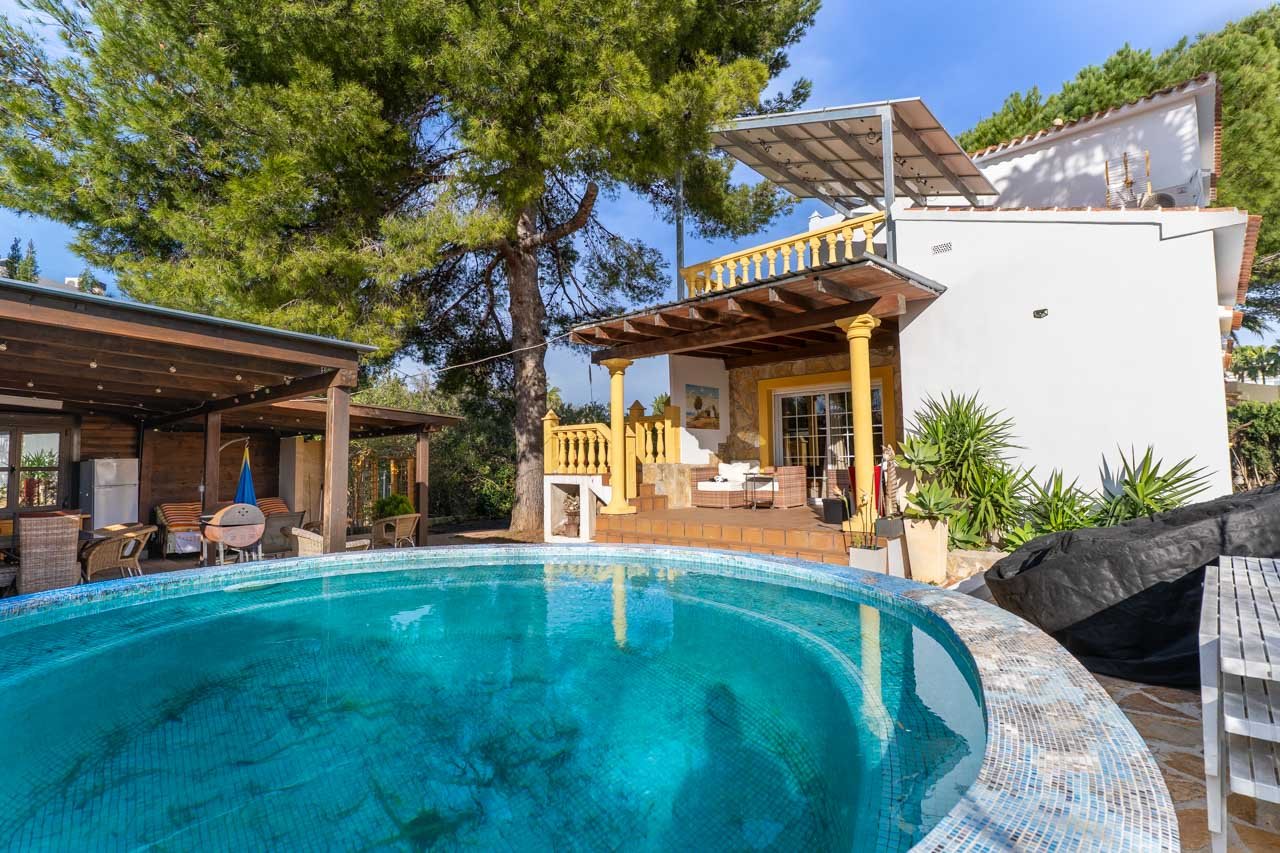 Mediterranean Villa by the Sea in Dénia — 4 Bed · 3 Bath · Pool