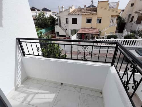 Rijwoning met 3 slaapkamers in Torrevieja — foto 17