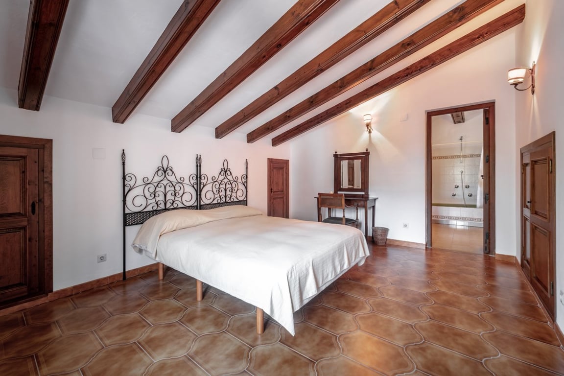 Gran Villa con casa de invitados en Jávea y parcela 5.835m2 - 24