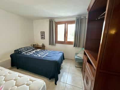 Property #AD 128