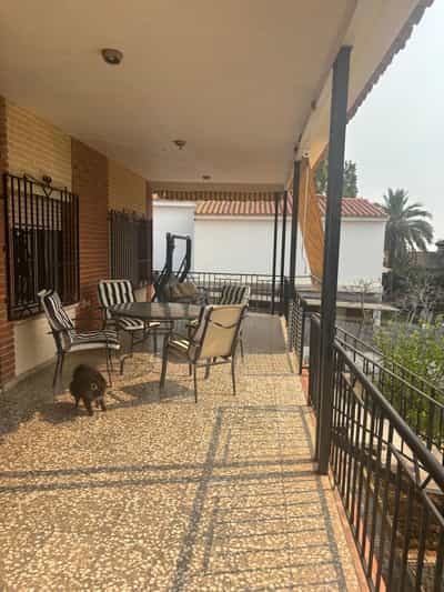   Chalet en venta 25