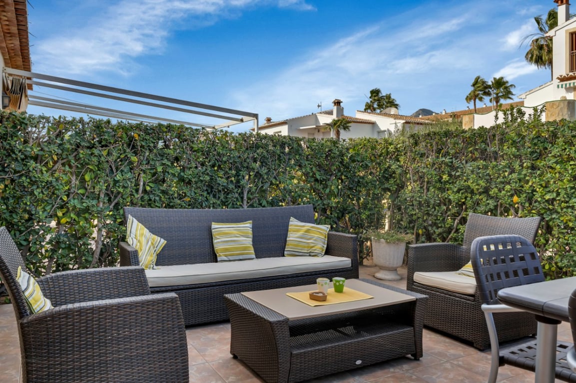 Exclusivo Adosado en Jávea, a 500m. del mar, con 4 dormitorios y piscina comunitaria - 30