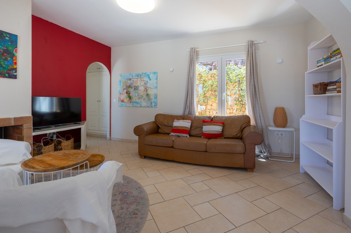 Charming 3-Bedroom Villa in Jávea – 150 m² on ~1,000 m² Plot, €625,000