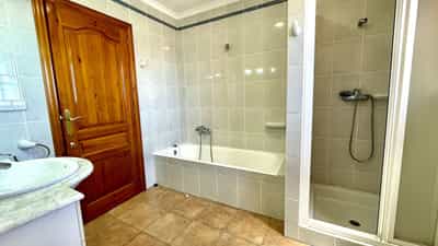 Property R4302376