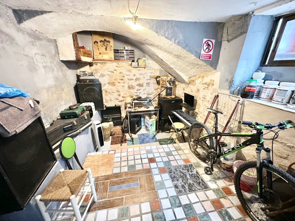 Casa de poble d'estil tradicional a Pego - 12