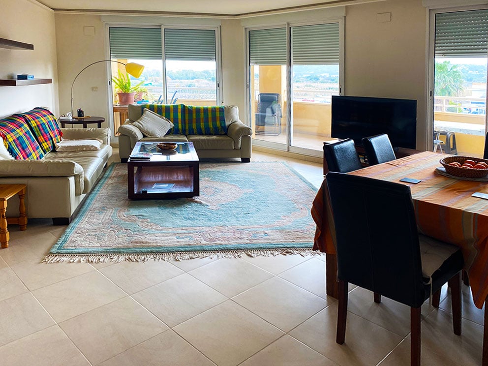 Top-floor 3‑bedroom penthouse with sea views — Golden Beach II