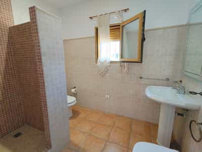 Property R4300057