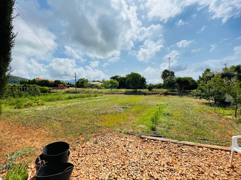 Pedreguer. Casa de campo amplio con piscina en venta - 16