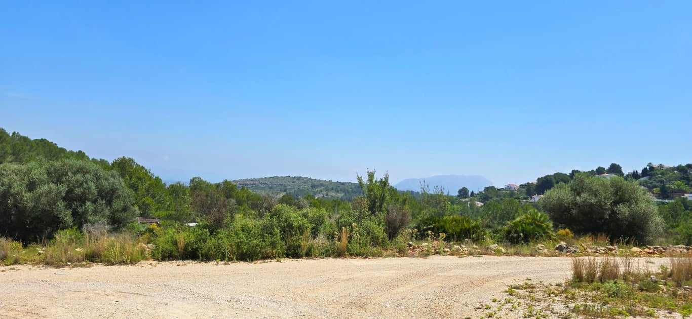 Projecte amb llicència, SENSE CONSTRUCCIÓ, piscina privada i 4 dormitoris - 3