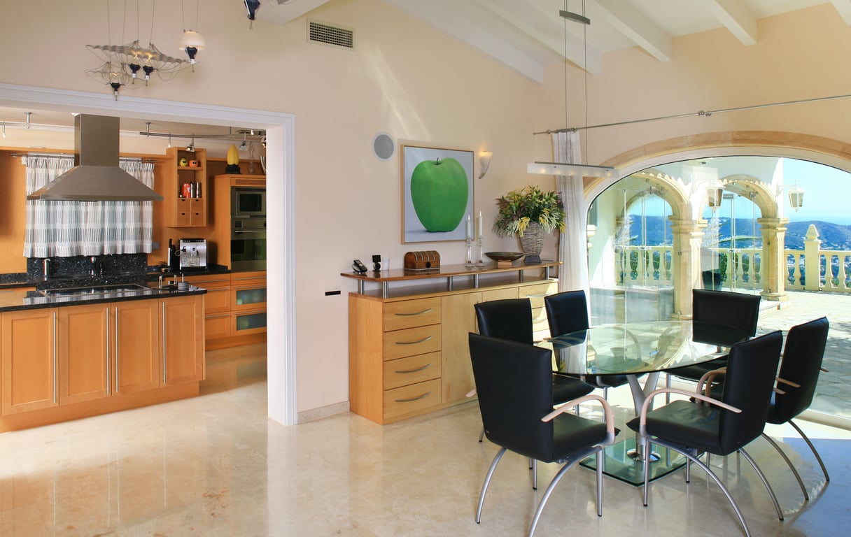 4-bed Villa in Moraira photo 11
