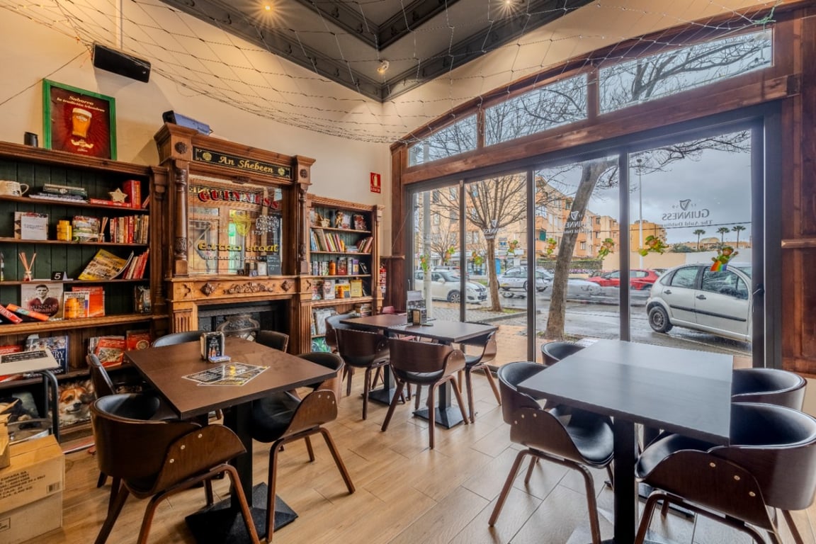 Traspaso de Pub con perfecta ubicación el Arenal de Jávea - 47