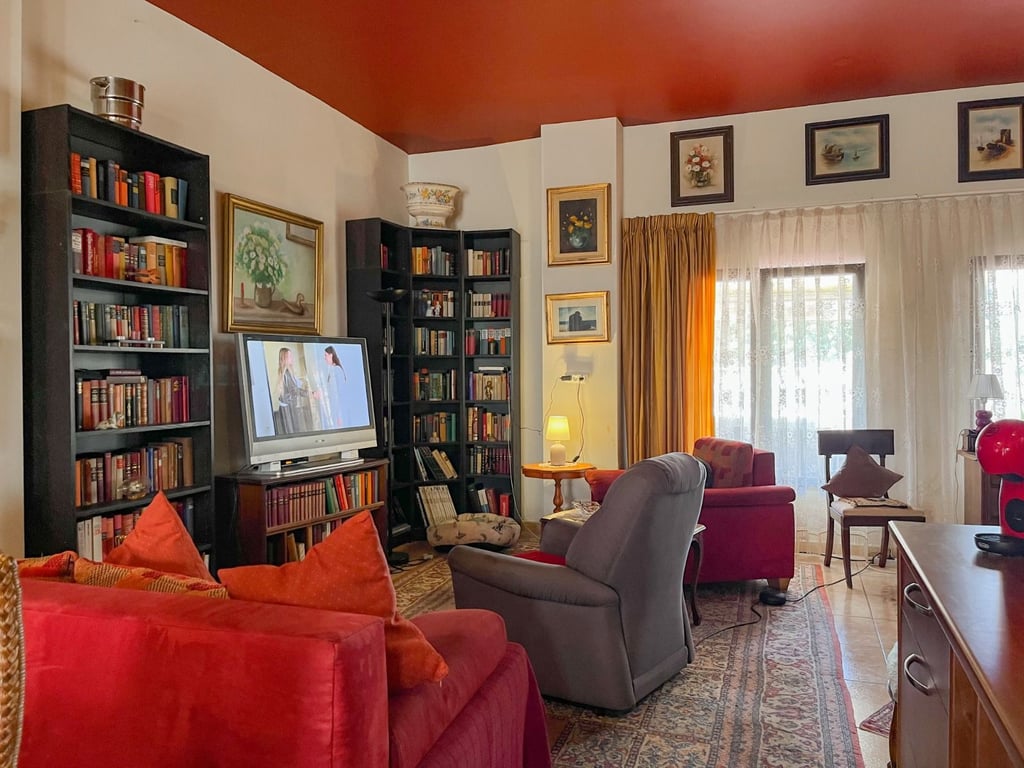 Casa a la venta en Dénia con licencia activa de restaurante en Las Marinas, a 500 m del mar, km - 40