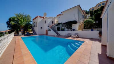 Property R4398409 - Image 2