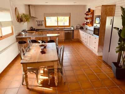 Property R4719349