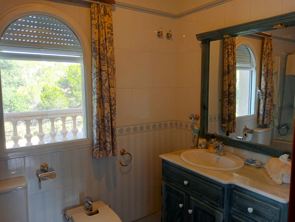 Property #RH20333 - 25