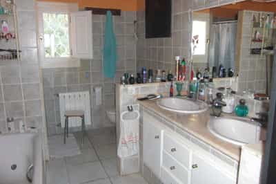 Property R4555960