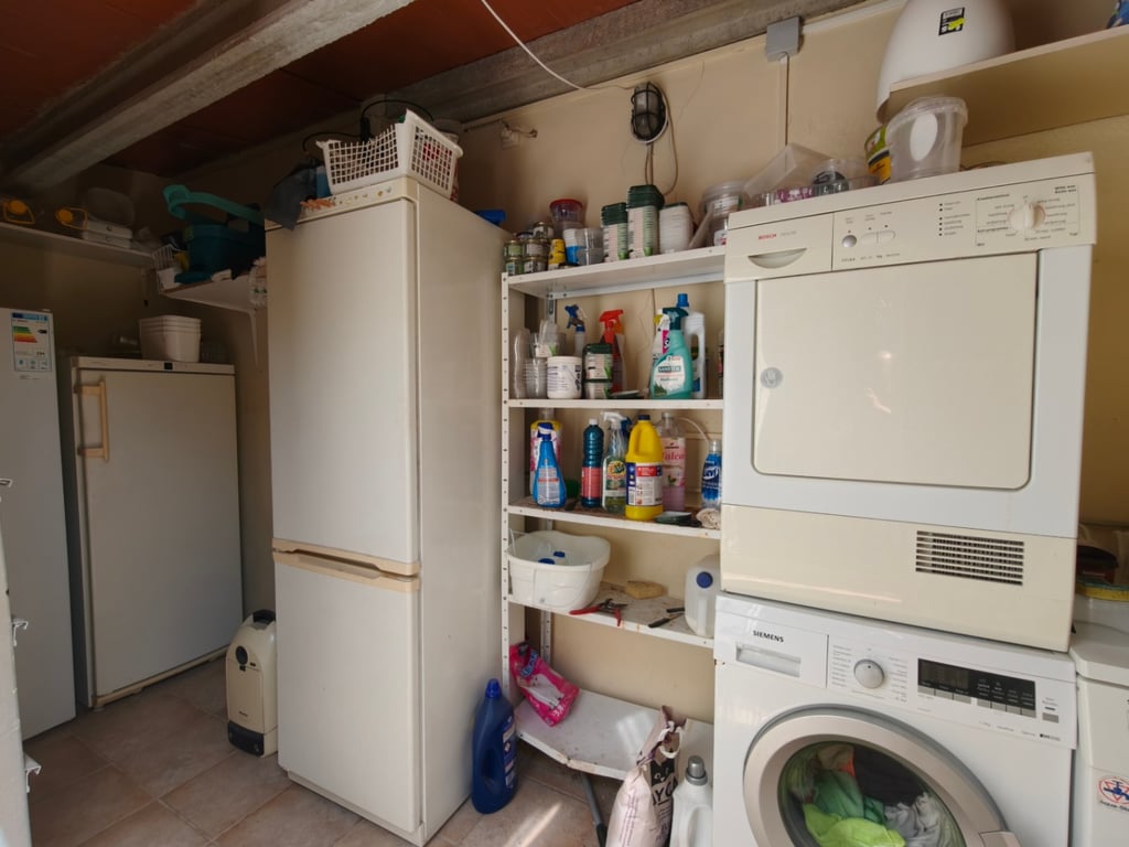 Villa privada a la venta de 5 dormitorios en Els Poblets con piscina climatizada y apartamento independiente - 22